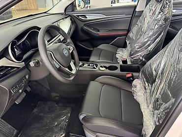 byd d1: Changan Eado Plus: 2022 г., Седан — 3