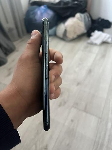 apple iphone se: Apple iPhone 11 Pro, цвет Midnight Green - Тройная основная камера 12 — 4