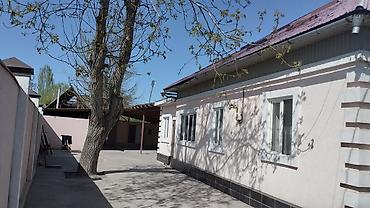 Продажа коттеджей и домов: Продается жилой дом с благоустроенным двором и хозяйственными — 4