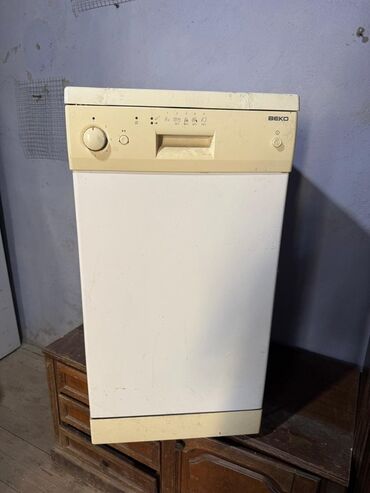 Aş qazanı: Qabyuyan maşın Beko, Ensiz (45 sm.), Ayrıca dayanan