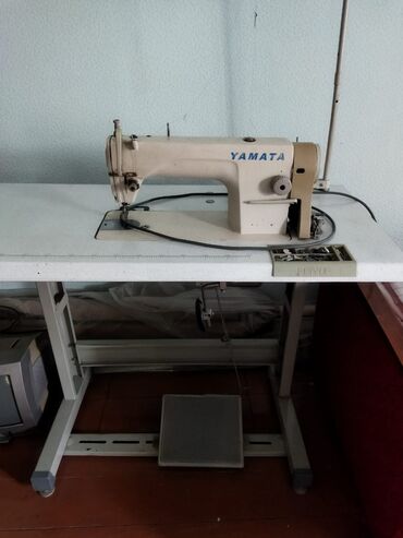 швейная машина без шума: Швейная машина Yamata, Автомат