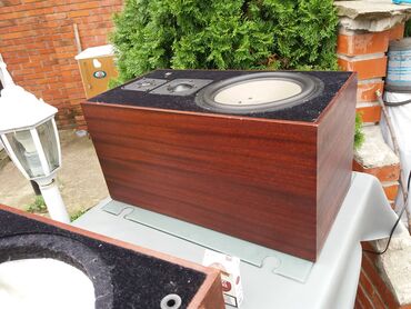 Zvučnici i stereo sistemi: Z. k. KS za 10 inca- furnirane. -teske kutije sa stranicama 2,8cm; — 6