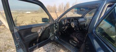 Volkswagen: Volkswagen Golf: 1997 г., 1.6 л, Механика, Бензин, Хэтчбэк — 2
