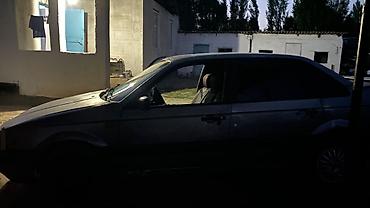 devo matiz: Volkswagen Passat: 1990 г., Механика, Седан — 1