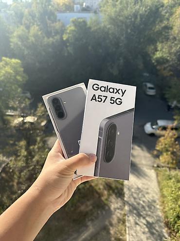 Samsung Galaxy A57, Б/у, 128 ГБ, цвет - Серый, 1 SIM, 2 SIM