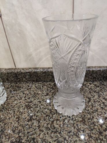 Цветы и букеты: Вазы для цветов. высота разная, есть хрусталь, а есть богемское — 14