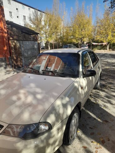 Daewoo: Daewoo Nexia: 2010 г., 1.5 л, Механика, Бензин