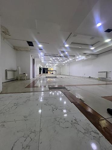аренда места на рынке: İcarəyə verilir obyekt 300 m², 28 May m. 4 500 AZN/ay 300 m² Sahə — 10