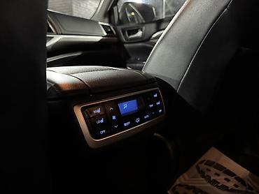 Toyota: Toyota Highlander: 2018 г., 3.5 л, Гибрид, Кроссовер — 24