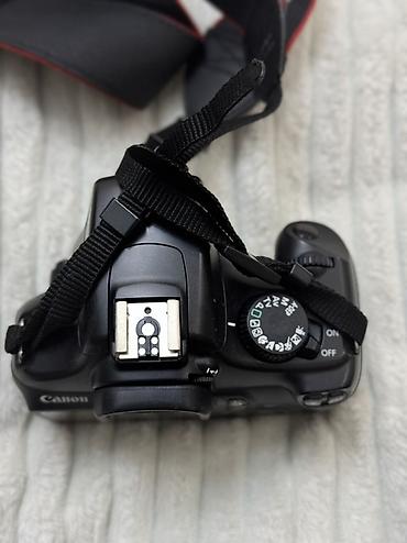 canon eos 1100d: Canon EOS 1100D DSLR fotoaparat dəsti Xüsusiyyətlər: - 12 MP APS-C — 3