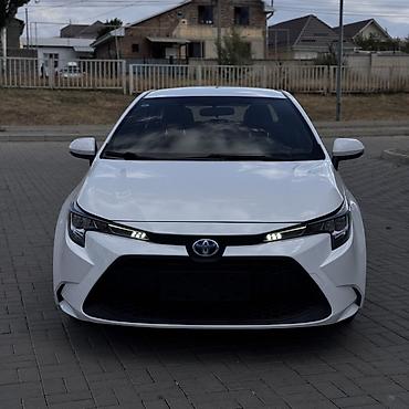 ram: Toyota Corolla: 2021 г., 1.8 л, Автомат, Гибрид, Седан — 2
