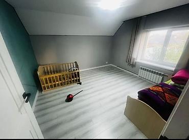 Үйлөрдү сатуу: 5 бөлмө, 120 м², 4 соток, Бишкек, Менчик ээси — 5