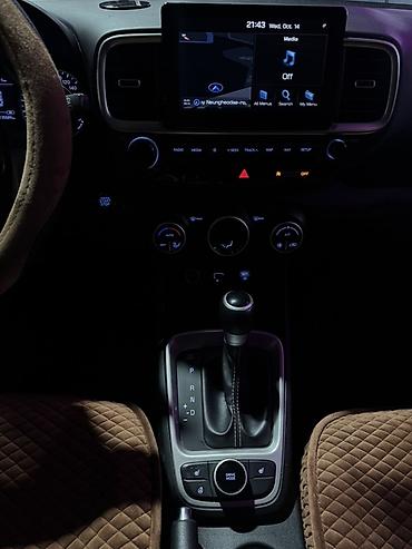 hunday i 20: Hyundai Venue: 2020 г., 1.6 л, Автомат, Бензин, Кроссовер — 8