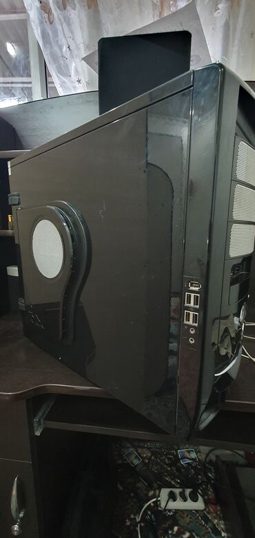 Настольные ПК и рабочие станции: Компьютер, ядер - 8, Для несложных задач, Б/у, Intel Core i7, HDD — 8