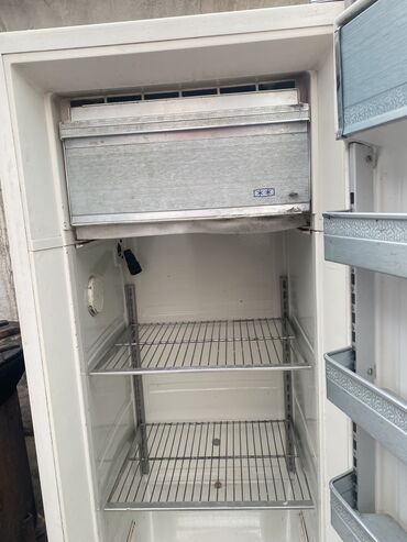холодильные установки: Холодильник Однокамерный
