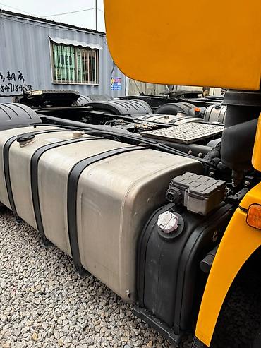 Тягачи: Тягач, Shacman, 2021 г. — 10