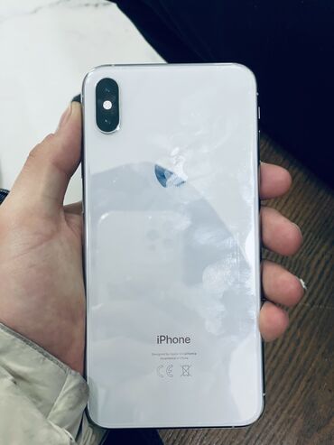 Apple iPhone: IPhone Xs Max, Б/у, 64 ГБ, Белый, 78 %