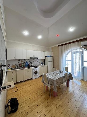 kone corse: Xırdalan, 2 otaqlı, Köhnə tikili, 65 kv. m — 1