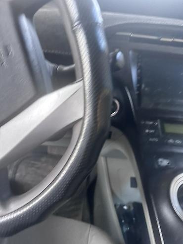 Toyota: Toyota Prius: 2012 г., Гибрид, Хэтчбэк — 1