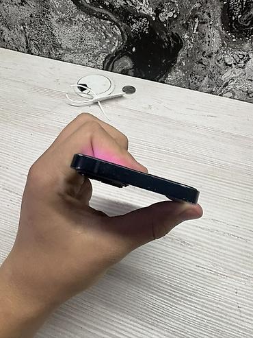 Apple iPhone: IPhone 13, Б/у, 128 ГБ, Midnight, Зарядное устройство, Защитное стекло, Чехол, 75 % — 4