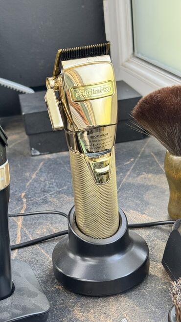 чач алуучу машинка: Машинка для стрижки волос Babyliss Pro, Роторная, Более 120 мин