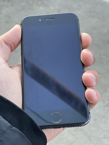 iphone 5s platasi: IPhone 8, 64 GB, Jet Black