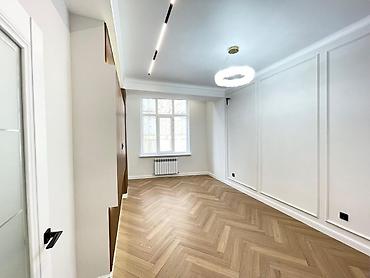 Продажа квартир: 1 комната, 42 м², Бишкек Парк ТРЦ Элитка, 7 этаж, Дизайнерский ремонт — 2