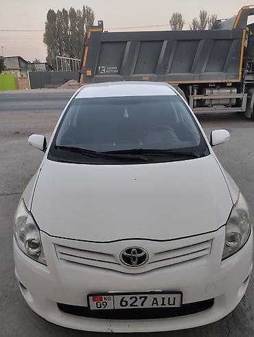 auris: Toyota Auris: 2010 г., 1.4 л, Механика, Дизель, Хэтчбэк — 8