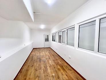 Продажа другой коммерческой недвижимости: 🔥 Срочная продажа коммерческого помещения в Бишкеке! 📍 Район Мед — 1