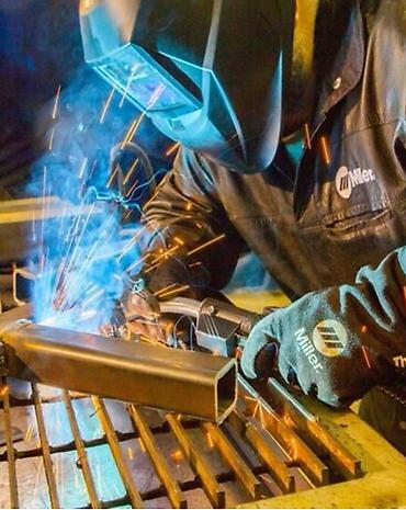 СТО, ремонт транспорта: Сварочные работы обслуживание грузовых машин делаем все что вам — 14