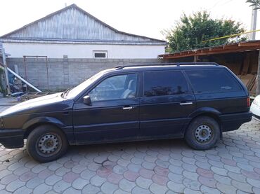 volkswagen ag: Volkswagen Passat: 1992 г., 1.8 л, Механика, Бензин