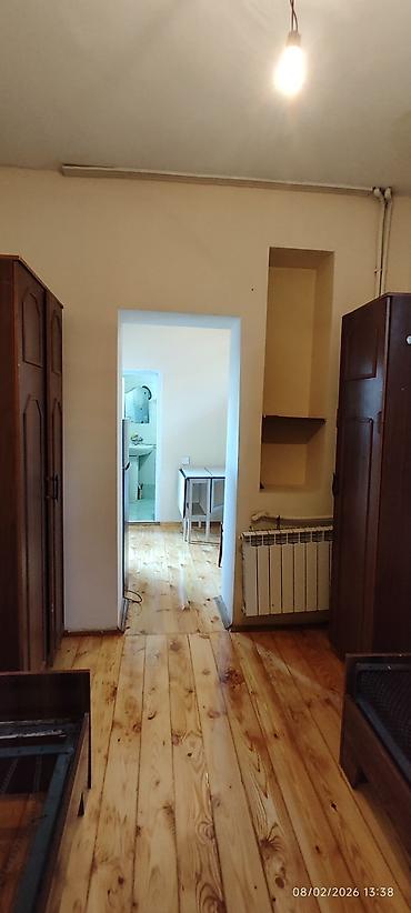 1 комнатная квартира снять: Avtovagzal metrosu yaxinliginda heyet evi kiraye verilir. Ev — 5