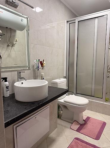 Продажа коттеджей и домов: 3 комнаты, 85 м², 2 соток, Бишкек, Собственник — 12