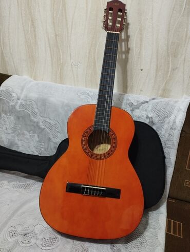 Klassik gitaralar: Klassik gitara — 8