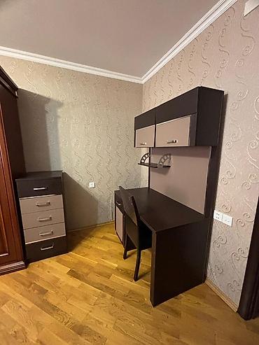 Детская мебель: İş masası və komod dəsti - Rəng: tünd qəhvəyi və bej kombinasiyası — 2