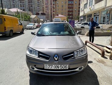 kreditlə avtomobil: Renault : 1.6 l | 2008 il | 124152 km Sedan