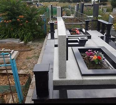 Ритуальные услуги: Изготовление оградок, Облицовка надгробий, Чистка могил | Металл, Мрамор, Дерево | Установка, Оформление — 9