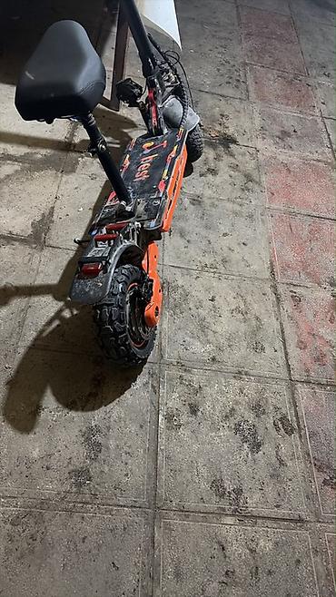 elektrikli chopper: Elektrik skuter – off-road təkərlərlə - Güclü, qalın protektorlu — 1