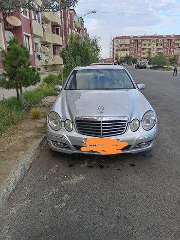 sadıq maşın: Mercedes-Benz E 270: 2.7 l | 2002 il Sedan