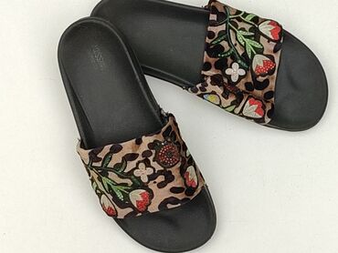 crocs c10 sandały: Klapki damskie, rozmiar 38