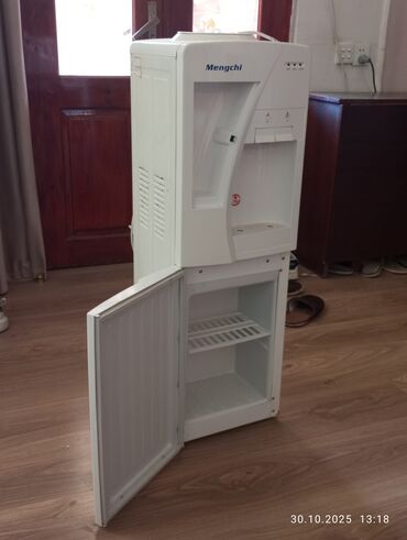 mini soyuducu satilir: İşlənmiş 1 qapılı Soyuducu Satılır, rəng - Ağ, Dispenserli