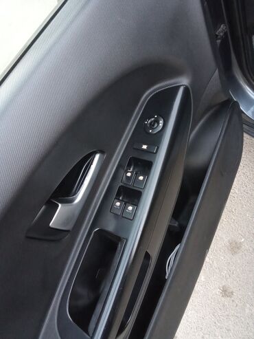 Kia: Kia Ceed: 1.6 l | 2009 il Universal — 8