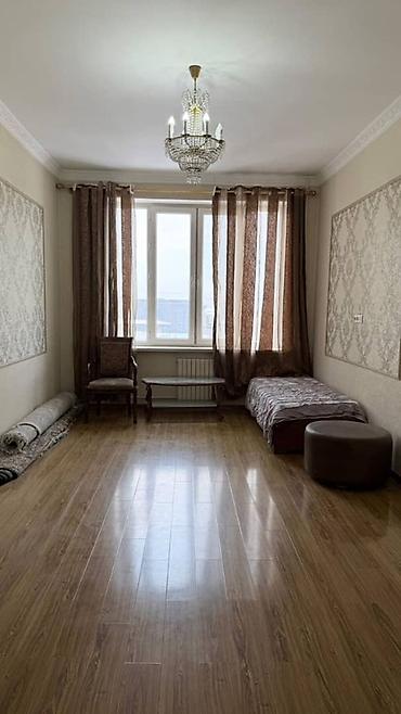 Продажа коттеджей и домов: 🏡 Продаётся просторный дом с классическим интерьером 📍 Локация: ж/м — 11