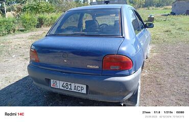 Mazda: Mazda 121: 1993 г., 1.3 л, Механика, Бензин, Седан