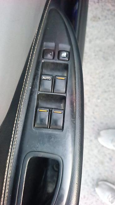 дверь марк 2: Nissan Primera: 2003 г., Автомат, Хэтчбэк — 8