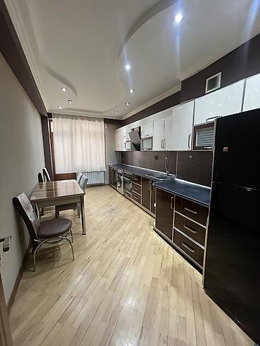 Dəhliz dolabları: Kirayə verilir! 2 otaqlı, 100 m² geniş ev – Yeni Yasamal 📍 Ünvan: Yeni — 13
