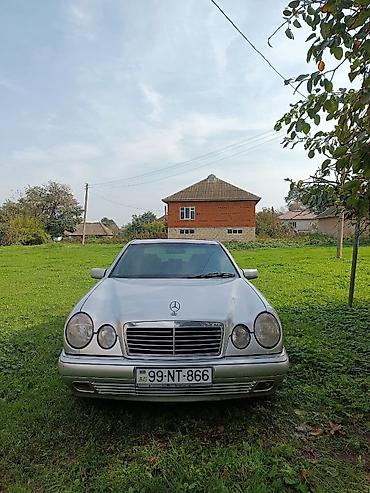 mercedes tap az: Mercedes-Benz E-Class: 2.4 l | 1998 il Sedan — 6