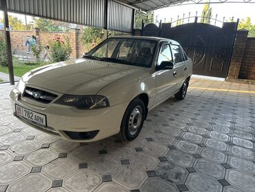 Daewoo: Daewoo Nexia: 2013 г., 1.5 л, Механика, Газ, Седан