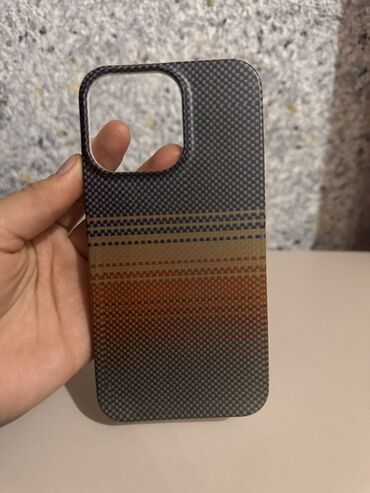 Чехлы: Набор чехлов для iPhone с крупным вырезом под блок камер. В — 8