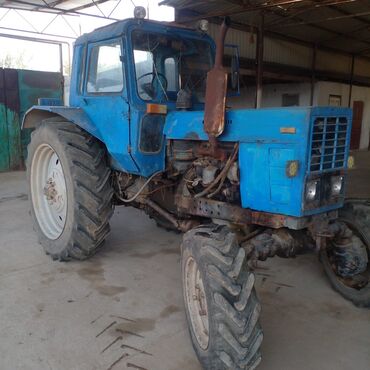RAF: Traktor Belarus (MTZ) 1990 il, motor 1.6 l, İşlənmiş